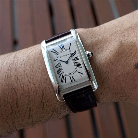 cartier tank americaine quartz.